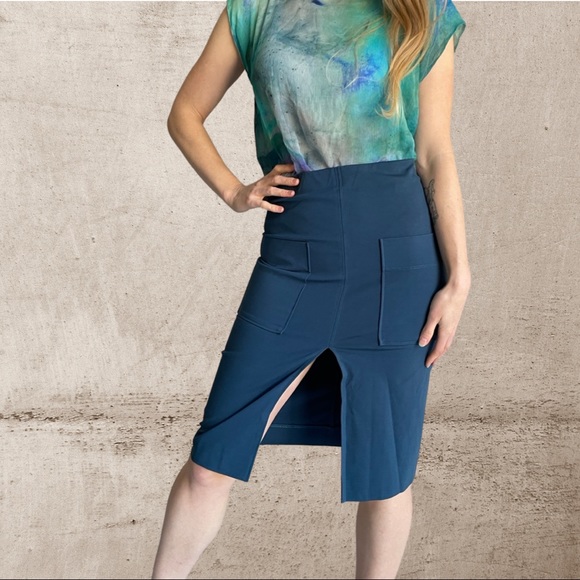 COP COPINE designer pencil skirt in teal with front slit, size small - Picture 12 of 14